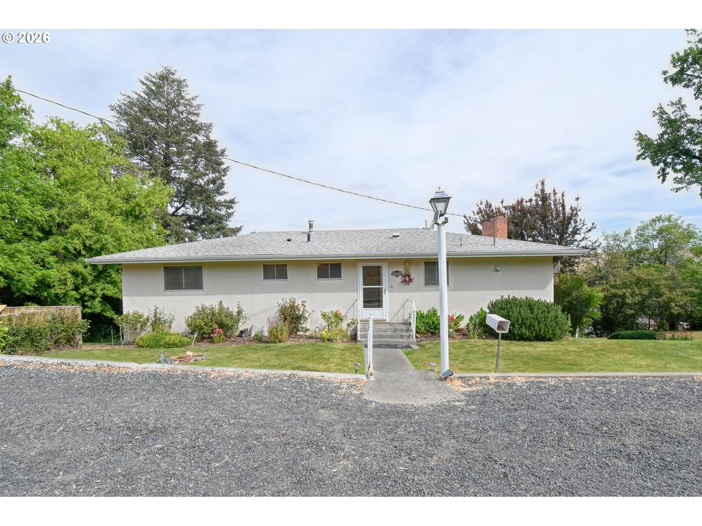615 Sw ISAAC Ln, Pendleton, OR 97801