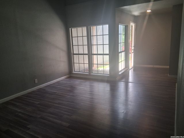 6937 Neston, San Antonio, TX 78239