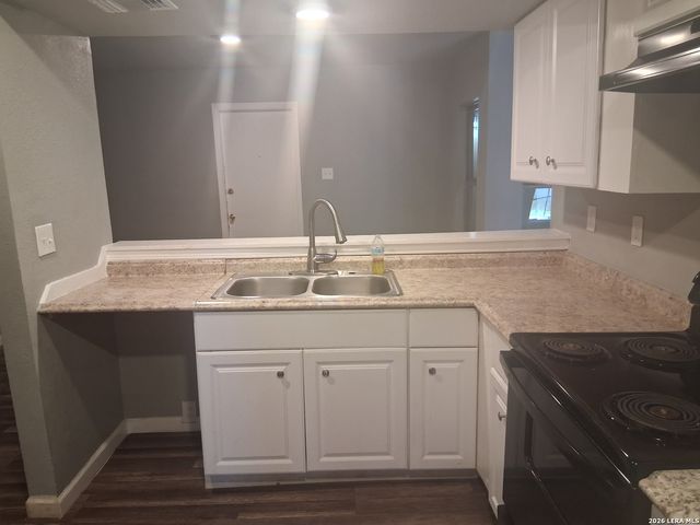 6937 Neston, San Antonio, TX 78239