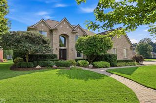 57762 Hawthorn Drive, Washington Twp, MI 48094