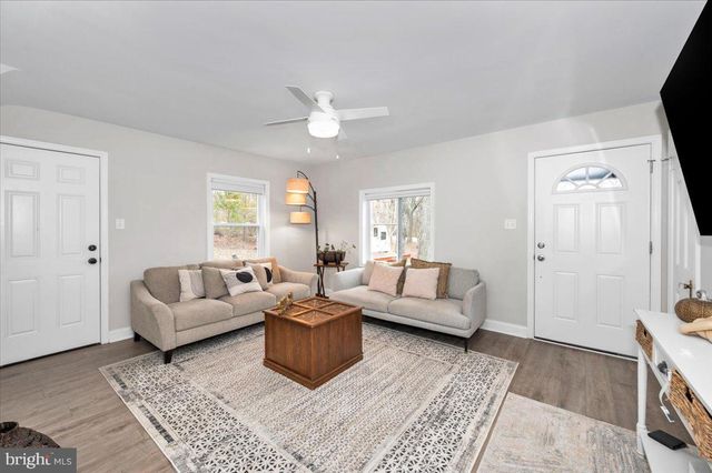 8807 CRYSTAL FALLS DR, Boonsboro, MD 21713