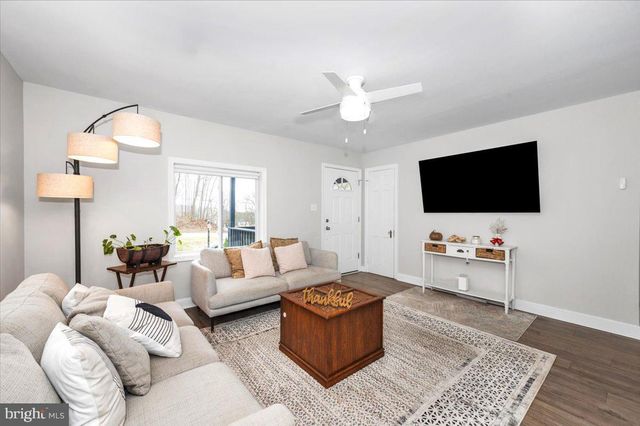 8807 CRYSTAL FALLS DR, Boonsboro, MD 21713