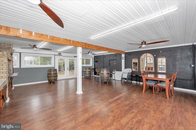 8807 CRYSTAL FALLS DR, Boonsboro, MD 21713