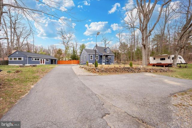 8807 CRYSTAL FALLS DR, Boonsboro, MD 21713