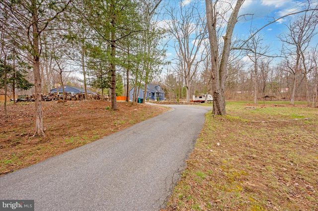 8807 CRYSTAL FALLS DR, Boonsboro, MD 21713