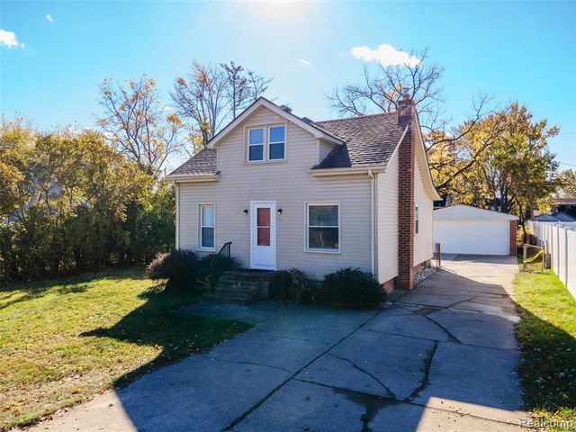 71 Cloveridge Drive, Troy, MI 48084