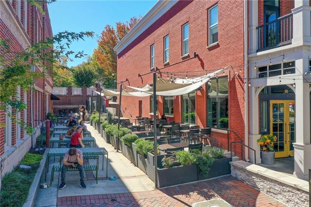 2627 Vintage Drive, Alpharetta, GA 30009