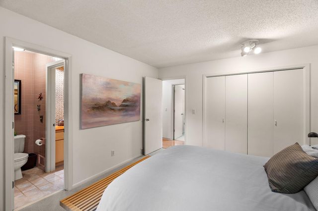 7303 Green Ridge Drive, Eden Prairie, MN 55346