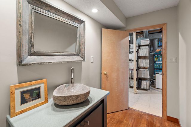 7303 Green Ridge Drive, Eden Prairie, MN 55346