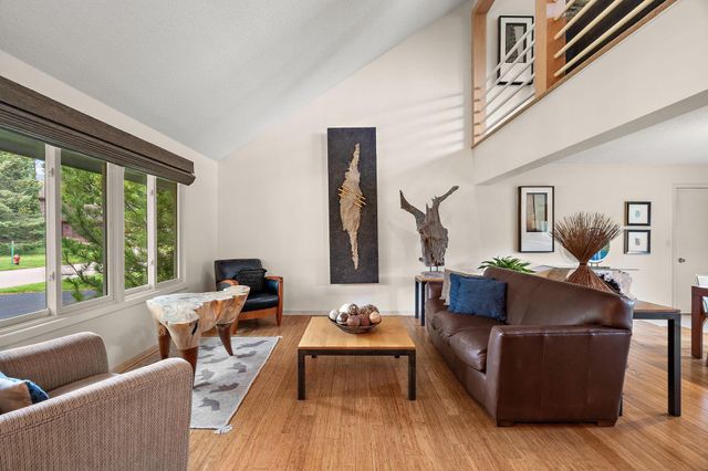 7303 Green Ridge Drive, Eden Prairie, MN 55346