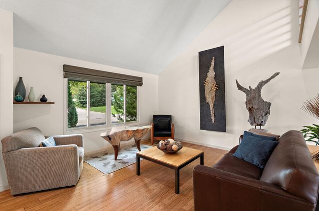 7303 Green Ridge Drive, Eden Prairie, MN 55346