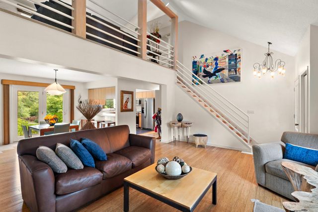 7303 Green Ridge Drive, Eden Prairie, MN 55346