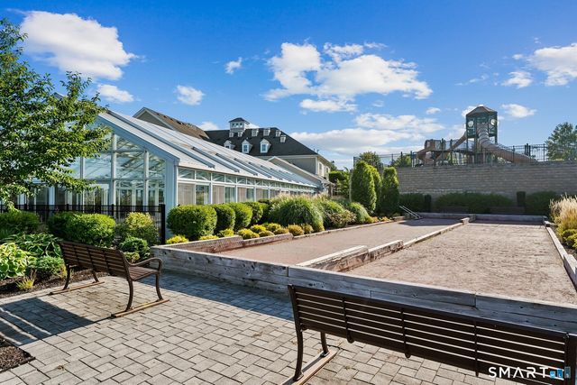 13 Mercy Street 13, Danbury, CT 06810