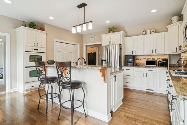 614 Birch Hollow Drive, Antioch, IL 60002