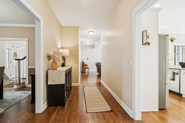 614 Birch Hollow Drive, Antioch, IL 60002