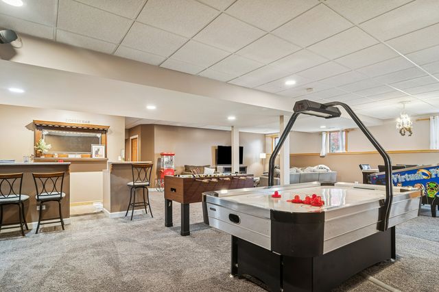 614 Birch Hollow Drive, Antioch, IL 60002