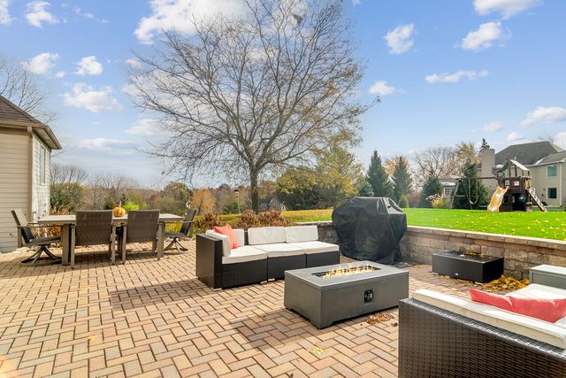 614 Birch Hollow Drive, Antioch, IL 60002