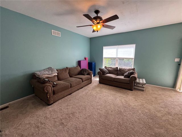 1081 Tudor Drive, Upper Macungie Twp, PA 18031