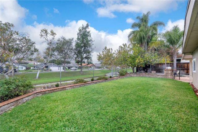 5861 Amberdale Drive, Yorba Linda, CA 92886