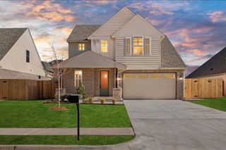 2140 Josslyn Place, Edmond, OK 73034