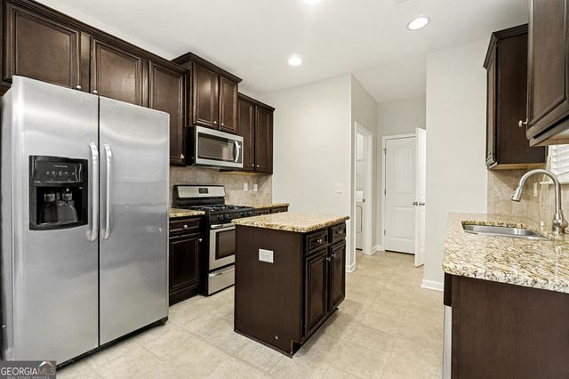 7720 Wrotham Circle, Atlanta, GA 30349