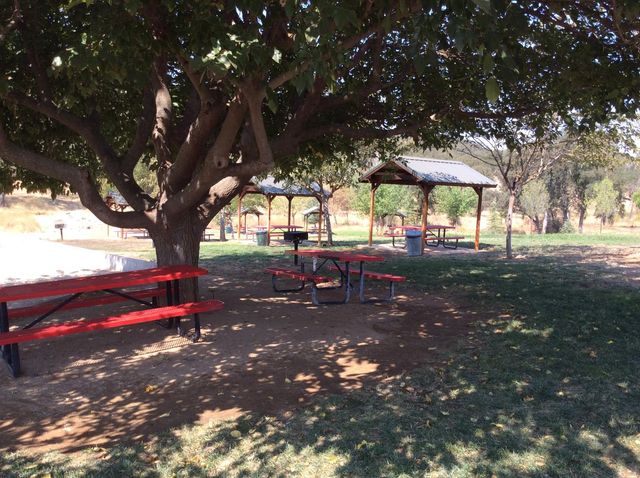 992 Iroquois Cir, Copperopolis, CA 95228