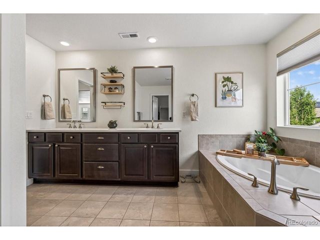 14276 Glencoe St, Thornton, CO 80602