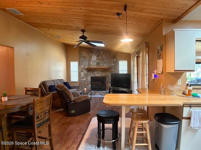 416 Orlov Road NW, Palm Bay, FL 32907