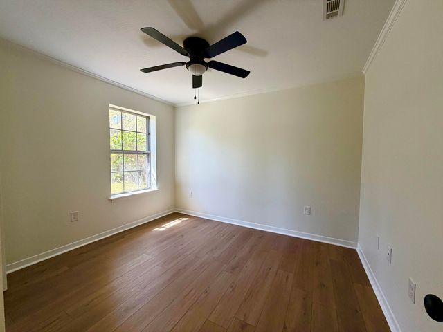 717 Berkshire Dr., Hattiesburg, MS 39402