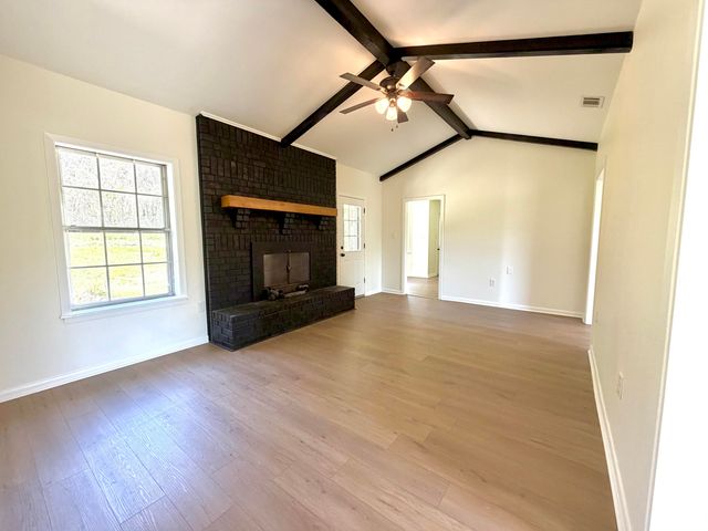 717 Berkshire Dr., Hattiesburg, MS 39402