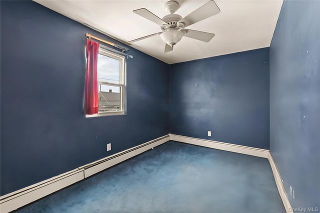 47 Cove Lane, Levittown, NY 11756