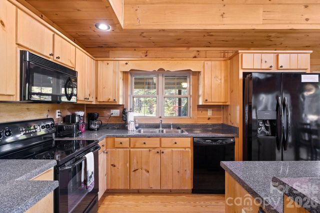 105 Palisade Drive, Mill Spring, NC 28756