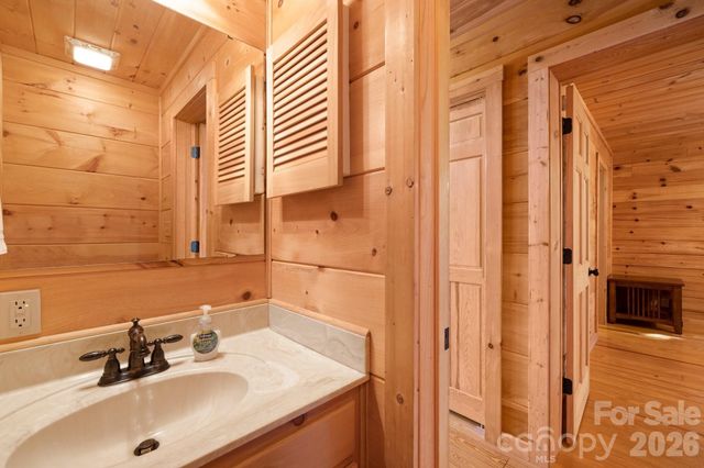 105 Palisade Drive, Mill Spring, NC 28756