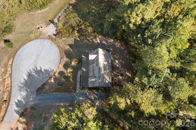 105 Palisade Drive, Mill Spring, NC 28756