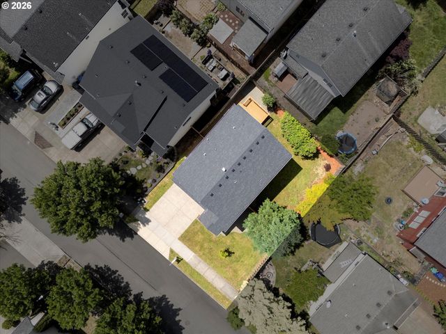 19257 OAK Ave, Sandy, OR 97055