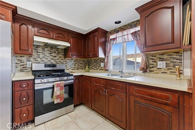 9200 Palm Street 6, Bellflower, CA 90706