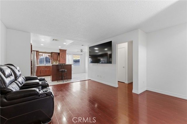 9200 Palm Street 6, Bellflower, CA 90706