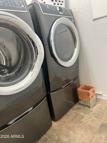 42635 N 43 Drive, New River, AZ 85087