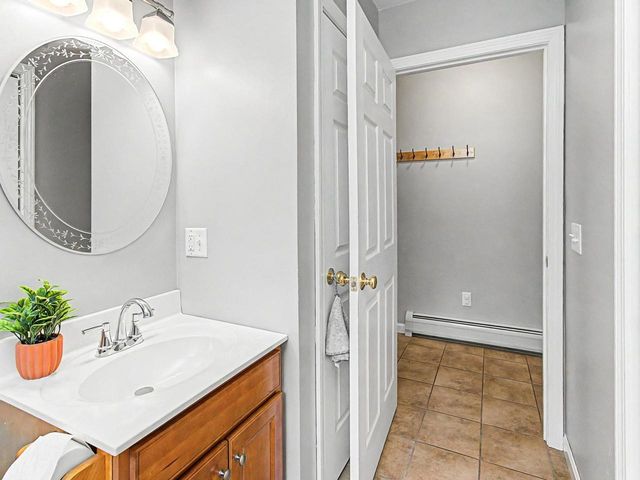 27 Sawmill Lane, Westford, VT 05494
