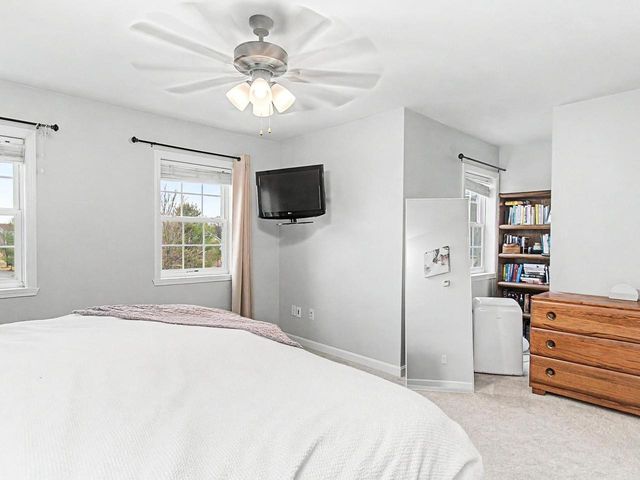 27 Sawmill Lane, Westford, VT 05494