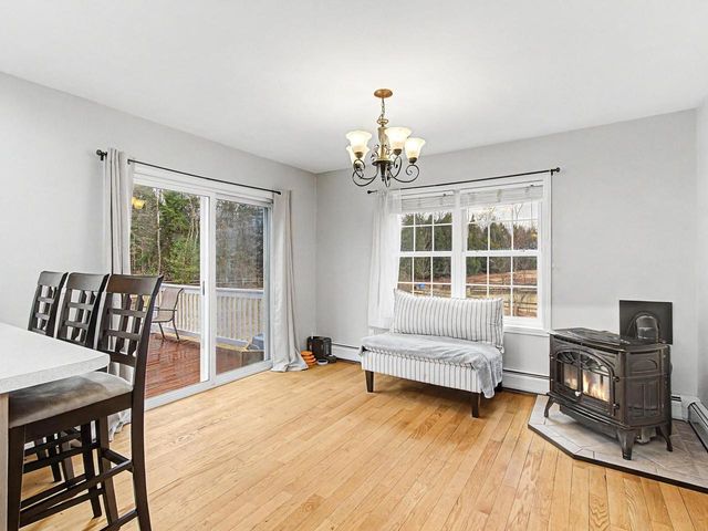 27 Sawmill Lane, Westford, VT 05494