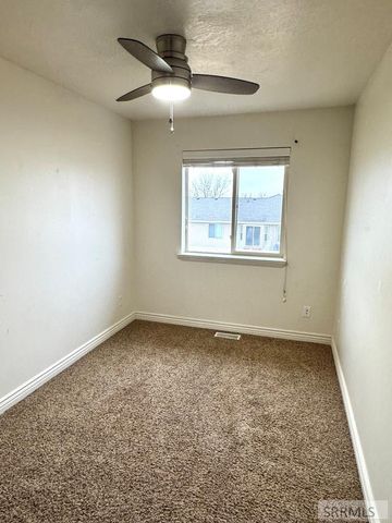 171 Robison Drive, Ammon, ID 83406