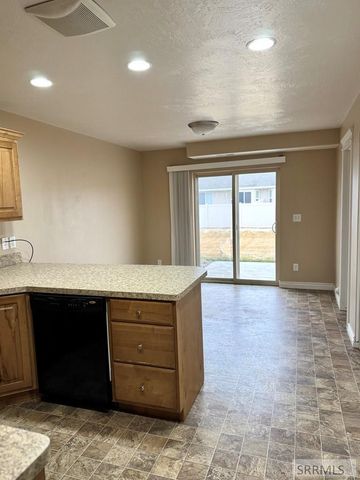 171 Robison Drive, Ammon, ID 83406