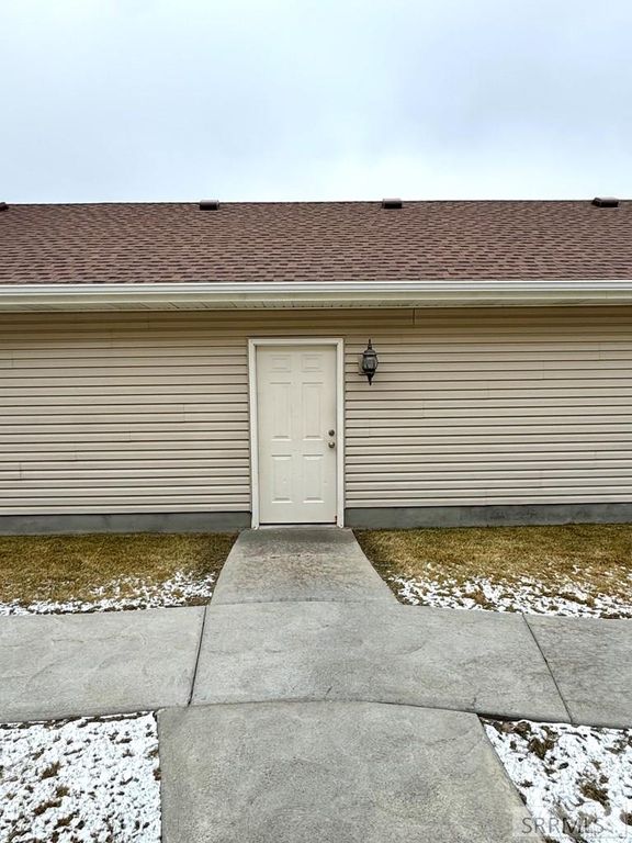 Image 22 of property listing at 171 Robison Drive, Ammon, ID 83406