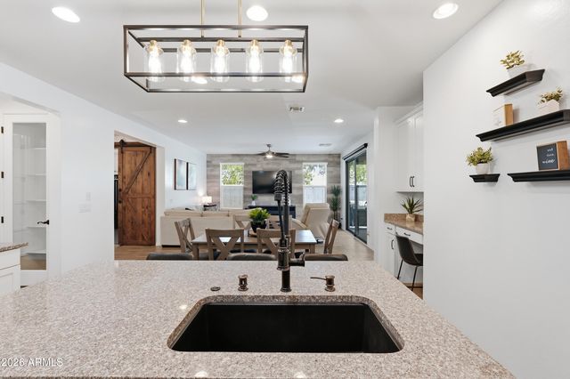 4385 E MESQUITE Street, Gilbert, AZ 85296