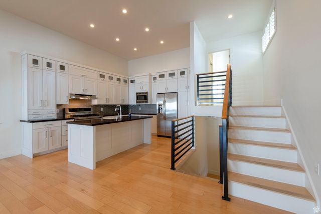 3850 S QUAIL HOLLOW DR, Millcreek, UT 84109