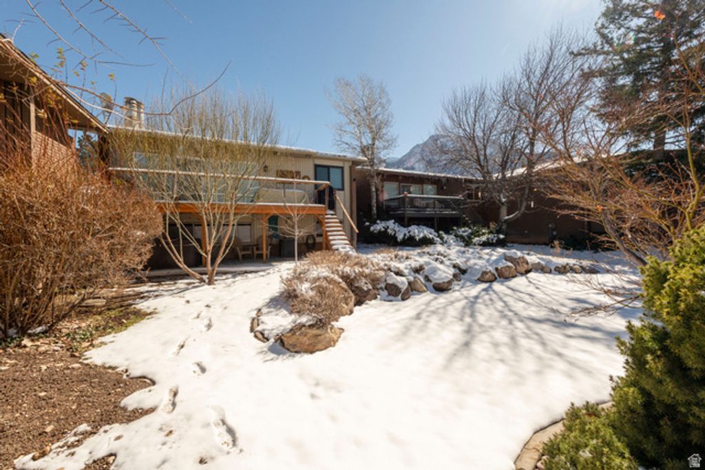 Image 34 of property listing at 3850 S QUAIL HOLLOW DR, Millcreek, UT 84109