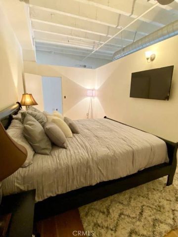 312 W 5th Street 202, Los Angeles, CA 90013