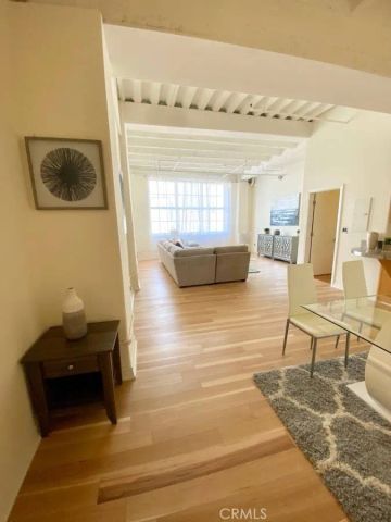 312 W 5th Street 202, Los Angeles, CA 90013
