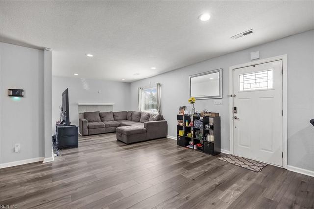 2605 Roanoke AVE, Portsmouth, VA 23704